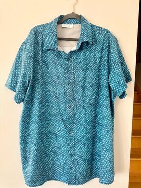 Projek Raw Men's Stretch Microfiber Short Sleeve Button Down - Teal Geo Print